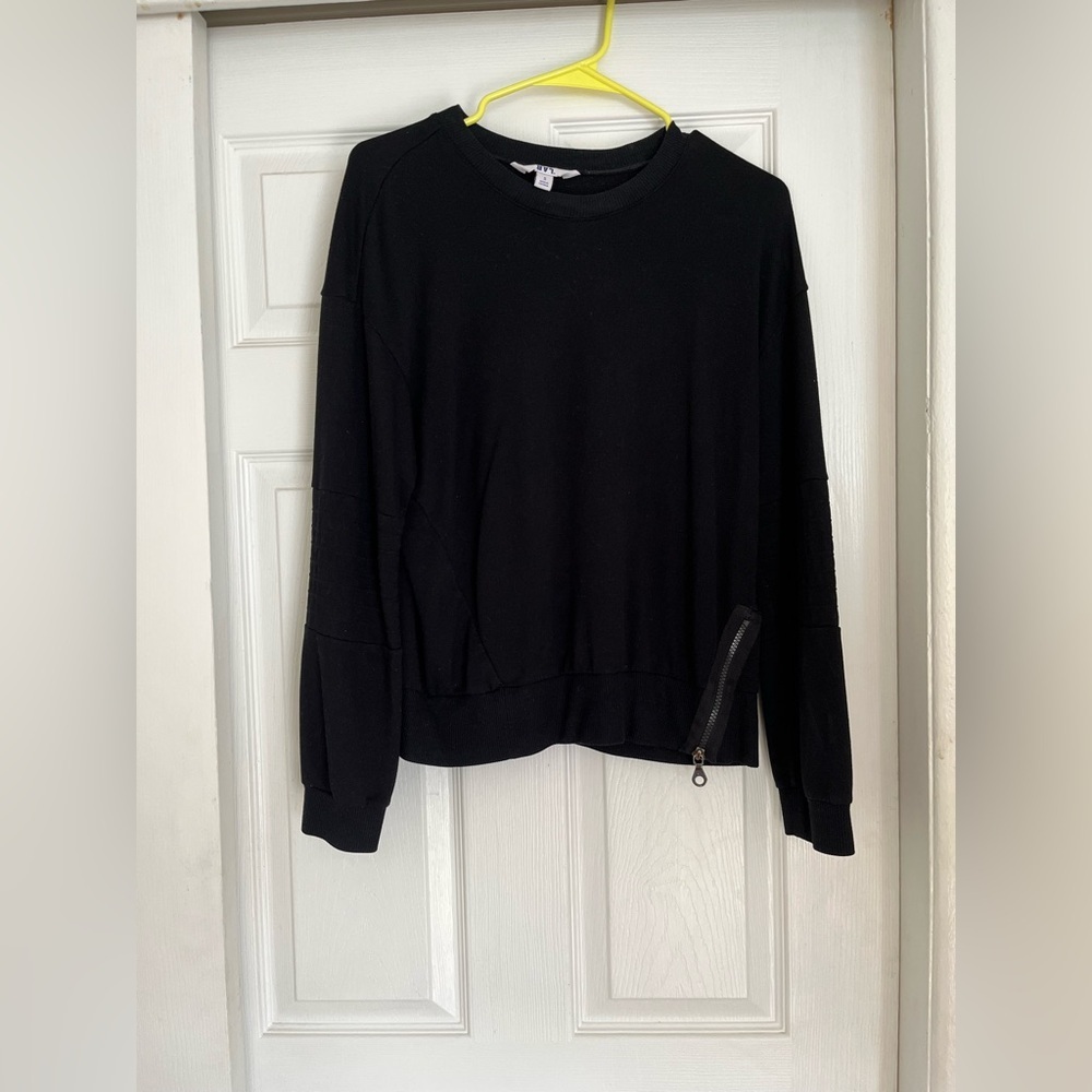 Black Women's Gym Sweater from Joy Lab size Small - Picture 4 of 12